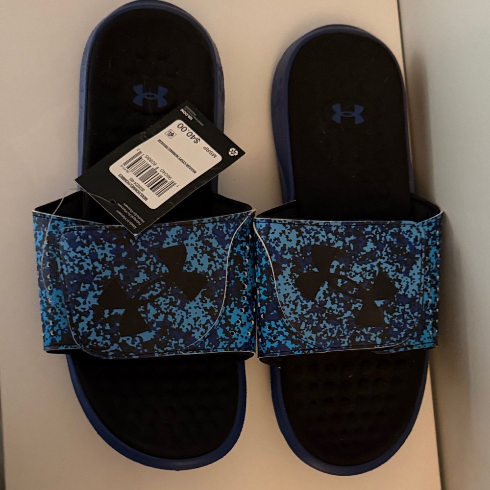 Under Armour Black and Blue Speckled Slide Sandals